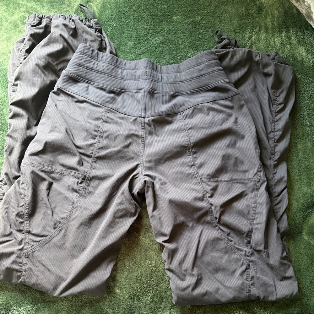 lululemon athletica studio pants - Picture 3 of 4